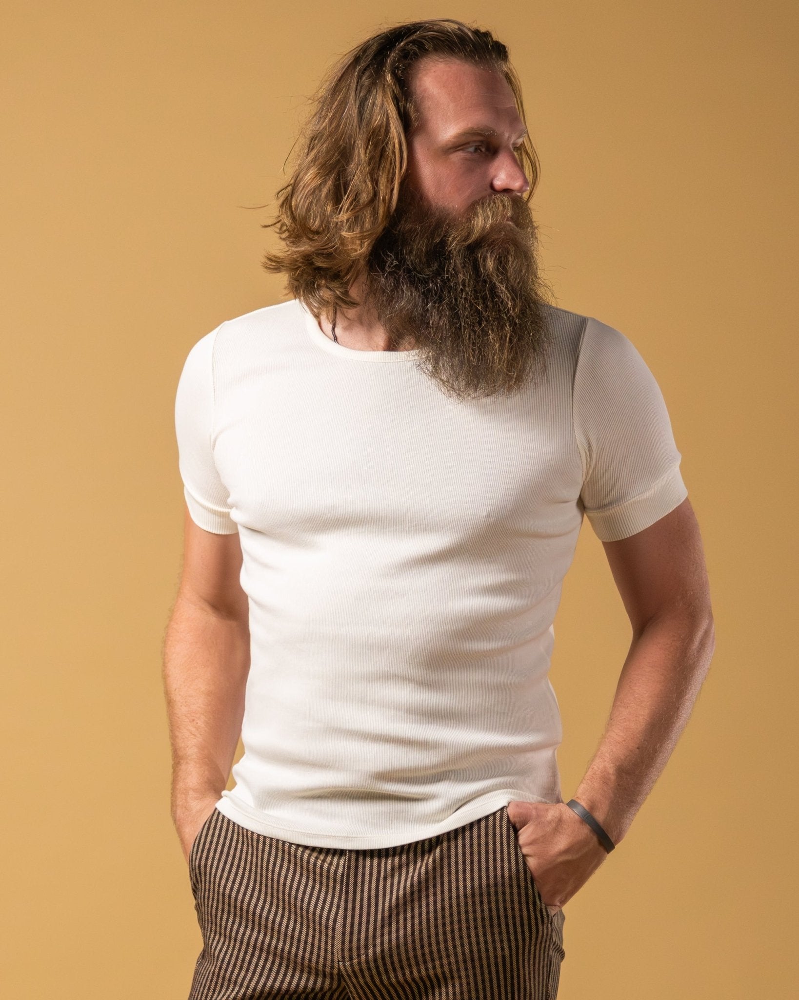 The Syros Fitted Tee - Shell - Dandy Del Mar