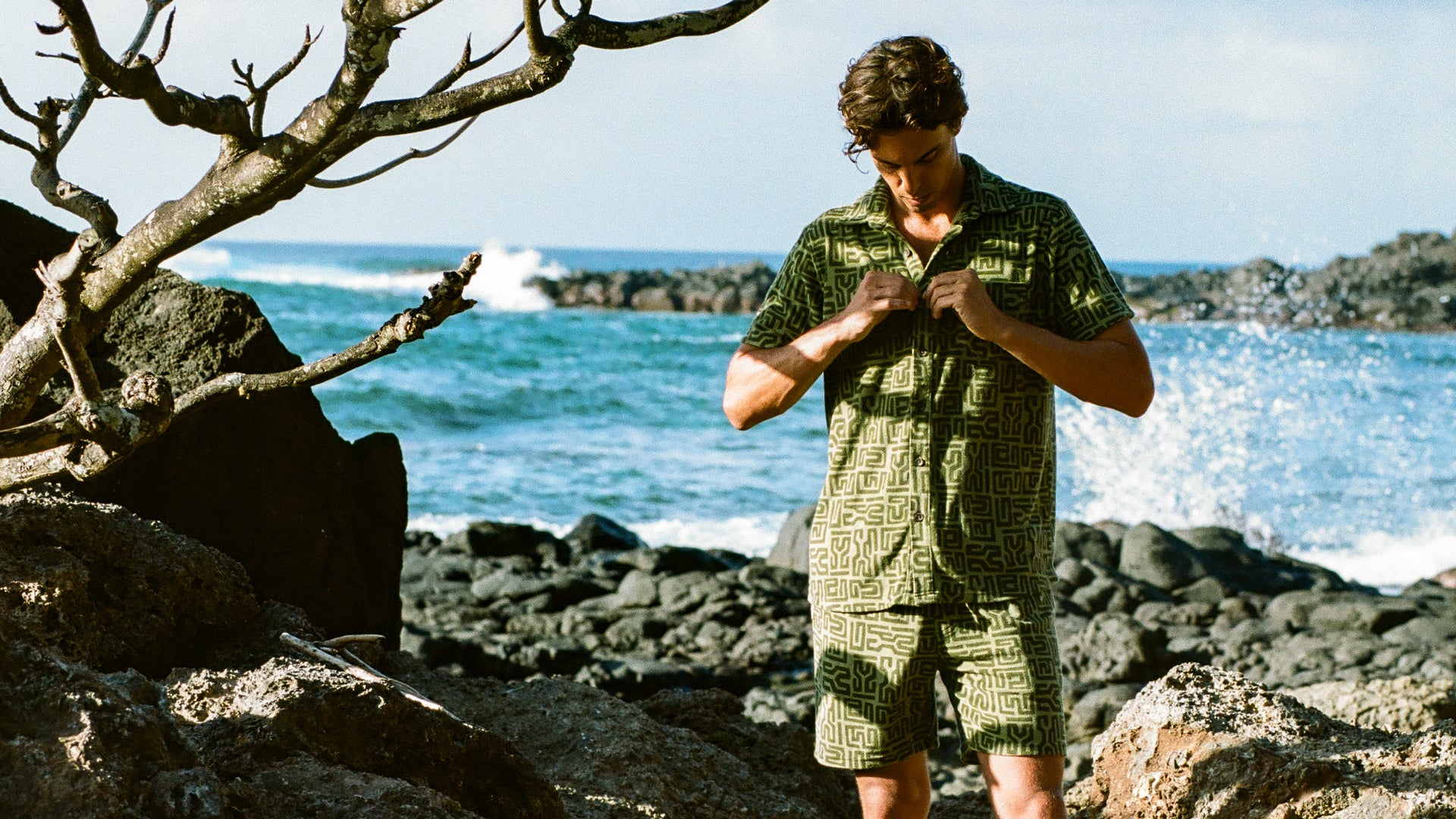 man wearing dandy del green shirt and short 